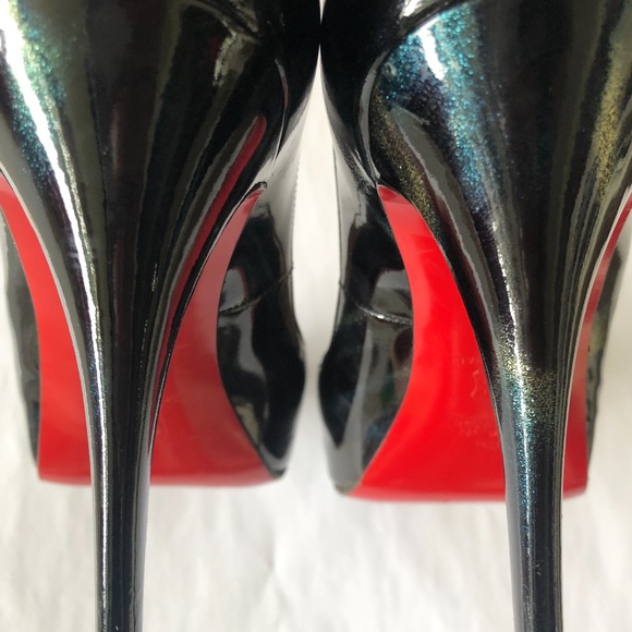 Christian Louboutin Patent Iridescent Pumps - Picture 5 of 14